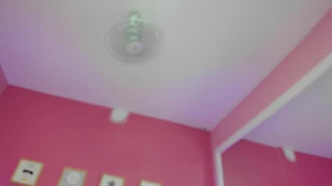 Snapshot of hilary_tailor chatting on December 1, 2025, 11:04 am hilary_tailor online show from December 1, 2025, 11:04 am