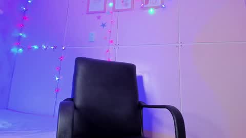  Hillary  online show from December 11, 2024, 8:36 am