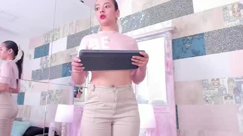 Hillary online show from October 25, 2025, 2:30 am