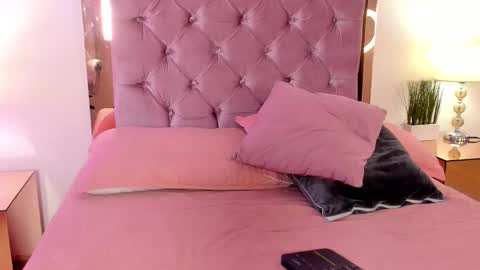 Hillary online show from November 26, 2025, 3:29 am