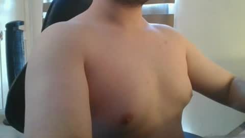 Snapshot of himbo_fox chatting on July 3, 2026, 7:20 pm Himbo fox online show from July 3, 2026, 7:20 pm