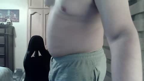 Snapshot of himbo_fox chatting on July 14, 2026, 10:21 am Himbo fox online show from July 14, 2026, 10:21 am