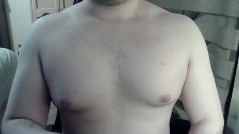 Snapshot of himbo_fox chatting on August 2, 2026, 3:16 am Himbo fox online show from August 2, 2026, 3:16 am