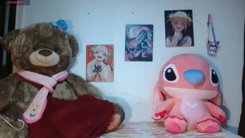 Snapshot of himiiko_toga chatting on December 21, 2025, 12:51 am Himiiko online show from December 21, 2025, 12:51 am