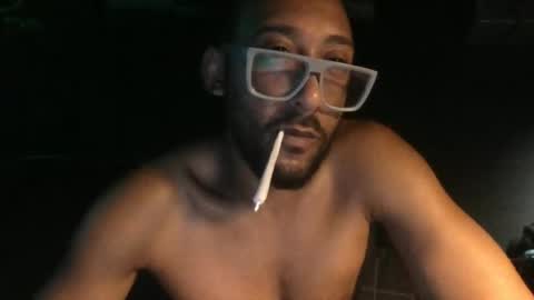 himthere_ online show from July 16, 2026, 1:33 am