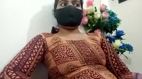 himuhimu22 online show from March 12, 2025, 3:51 pm