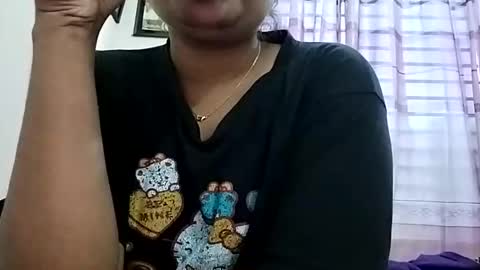 himuhimu22 online show from November 14, 2025, 10:14 am