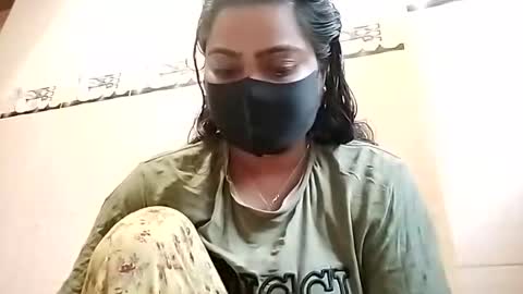 himuhimu22 online show from December 5, 2025, 5:16 am