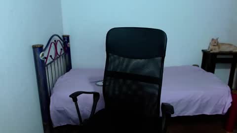      0600AM-1100AM - online show from September 10, 2025, 3:17 am