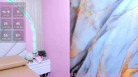 hinata_dolly online show from October 14, 2025, 11:22 am