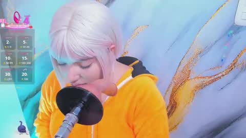 hinata_dolly online show from December 21, 2025, 8:32 am