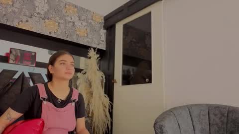 Snapshot of hinata_itachi chatting on February 14, 2026, 4:09 am FANE AND DAVID online show from February 14, 2026, 4:09 am