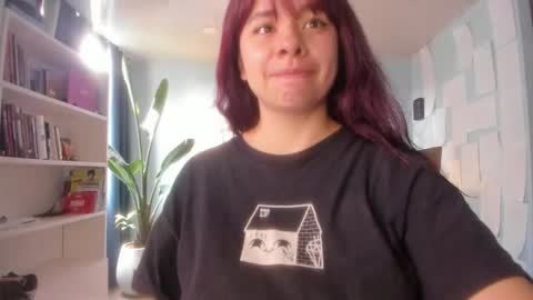 Snapshot of hinnata69 chatting on December 21, 2025, 6:04 pm Hinnata online show from December 21, 2025, 6:04 pm