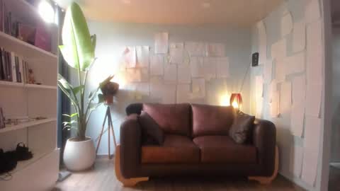 Snapshot of hinnata69 chatting on January 10, 2026, 5:15 pm Hinnata online show from January 10, 2026, 5:15 pm