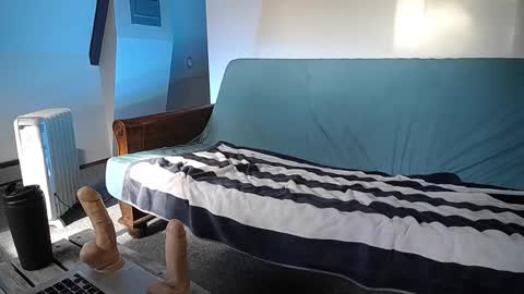 Snapshot of hippiezen chatting on February 9, 2025, 7:52 pm Hippie Jijm online show from February 9, 2025, 7:52 pm