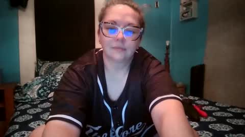 Bella online show from November 5, 2025, 6:13 am