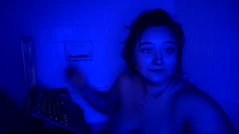 Snapshot of hiscommandherstage chatting on February 8, 2026, 5:05 pm hiscommandherstage online show from February 8, 2026, 5:05 pm