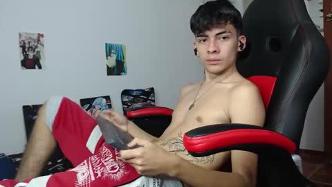 Snapshot of hiso_kai chatting on February 27, 2026, 11:27 pm Hisokax online show from February 27, 2026, 11:27 pm