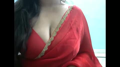 hisslust online show from December 4, 2025, 7:11 pm