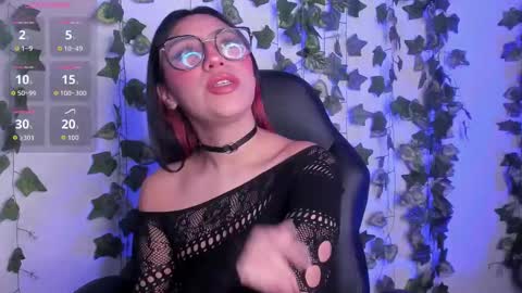 Snapshot of hiyori_bloom chatting on December 20, 2025, 2:51 am Hiyori online show from December 20, 2025, 2:51 am