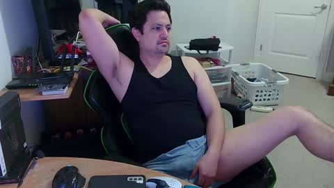 Snapshot of hlfasnman chatting on January 9, 2025, 2:43 am hlfasnman online show from January 9, 2025, 2:43 am