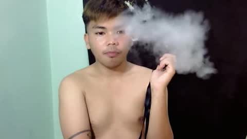 Snapshot of hoely_sheet chatting on March 3, 2026, 3:51 pm John online show from March 3, 2026, 3:51 pm