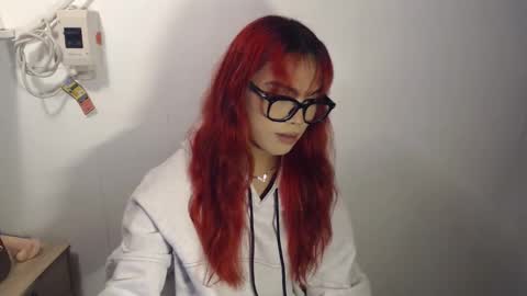 Snapshot of hoelyaurora chatting on March 11, 2026, 2:34 pm Aurora3 online show from March 11, 2026, 2:34 pm