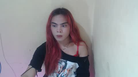 Snapshot of hoelyaurora chatting on April 2, 2026, 6:33 am Aurora3 online show from April 2, 2026, 6:33 am