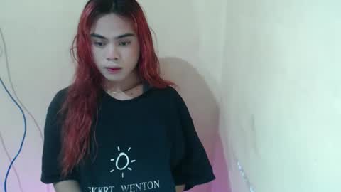 Snapshot of hoelyaurora chatting on April 3, 2026, 7:50 am Aurora3 online show from April 3, 2026, 7:50 am