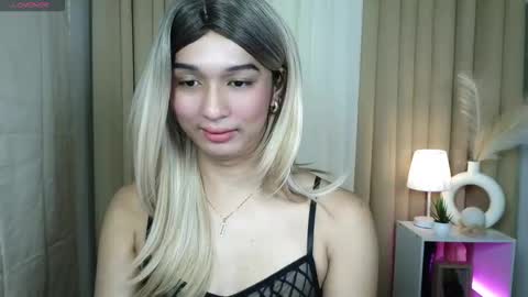 Hoelymorri online show from January 19, 2026, 2:26 am