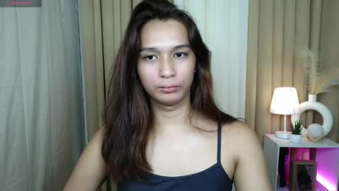 Snapshot of hoelymorri chatting on February 1, 2026, 6:06 pm Hoelymorri online show from February 1, 2026, 6:06 pm