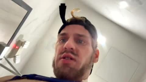 hoffman0189 online show from March 5, 2026, 4:52 am