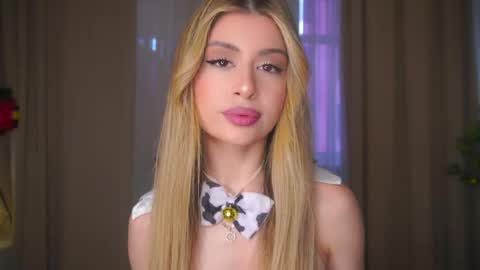 Moni Monica online show from April 12, 2026, 8:08 am