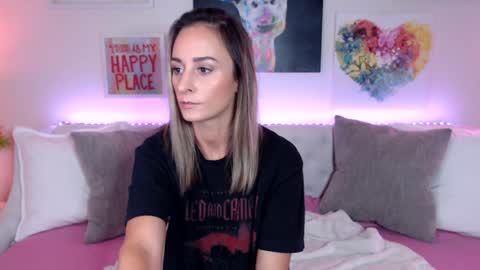 Holi Hurricane online show from October 13, 2025, 1:16 am