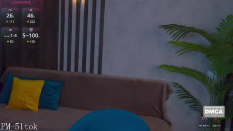 Snapshot of holl1would chatting on December 8, 2024, 8:58 pm My social media links subscribe to support me online show from December 8, 2024, 8:58 pm