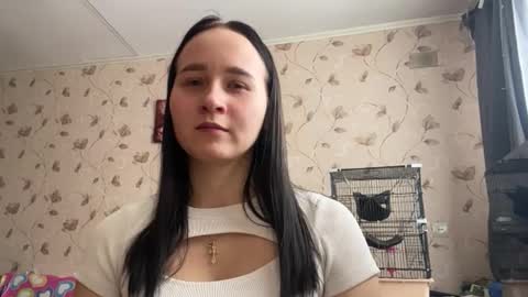 Snapshot of holleyburgees chatting on March 3, 2026, 9:37 am I am Mary ntmu Lets hit 10 Thumbs Up together We are almost done online show from March 3, 2026, 9:37 am