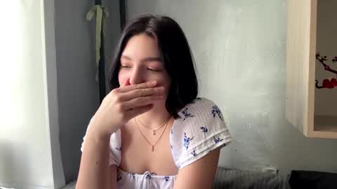 Sofia online show from March 11, 2026, 5:13 am