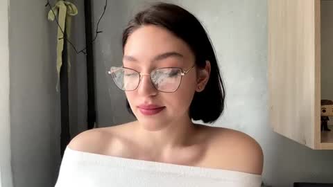 Sofia online show from April 9, 2026, 7:36 am