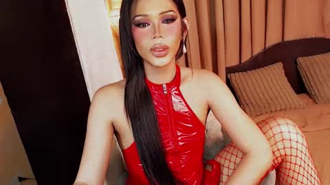 Snapshot of holly_goddessxx chatting on February 17, 2026, 12:40 am holly_goddessxx online show from February 17, 2026, 12:40 am
