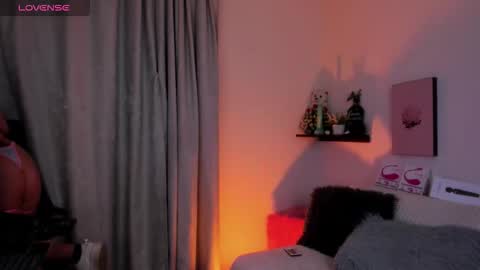 Snapshot of holly_rose69 chatting on March 22, 2026, 1:31 am Holly online show from March 22, 2026, 1:31 am