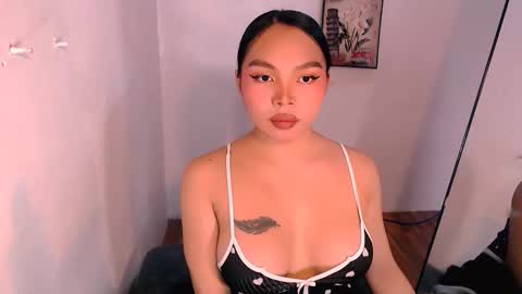 YOUR GODDESS CLARITA online show from January 9, 2026, 6:27 am