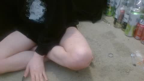 Holly Hawkes online show from October 12, 2025, 8:19 pm