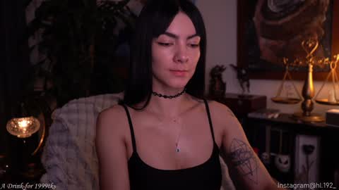 Holly Linder online show from February 2, 2025, 5:10 am