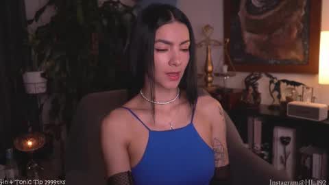 Holly Linder online show from September 20, 2025, 2:12 am