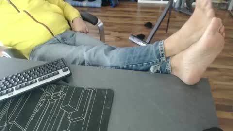 Snapshot of hollymollysucker chatting on February 16, 2025, 12:43 pm hollymollysucker online show from February 16, 2025, 12:43 pm