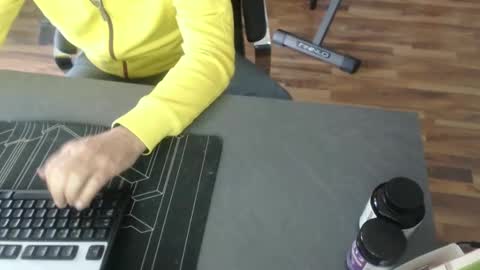 Snapshot of hollymollysucker chatting on February 28, 2025, 1:03 pm hollymollysucker online show from February 28, 2025, 1:03 pm