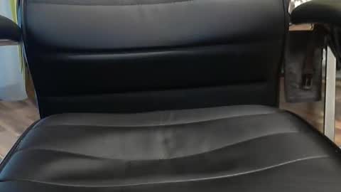 Snapshot of hollymollysucker chatting on December 1, 2025, 2:33 pm hollymollysucker online show from December 1, 2025, 2:33 pm