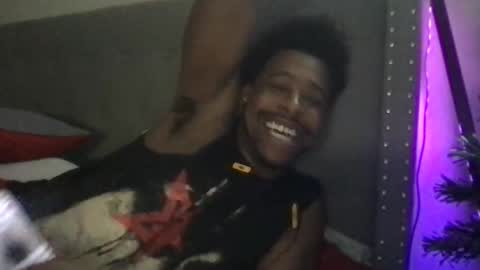 Snapshot of hollywoodsexxx chatting on December 16, 2025, 2:49 am HOLLYWOODSEXXX online show from December 16, 2025, 2:49 am