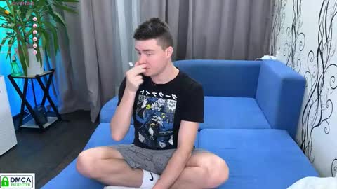 Snapshot of holy_eggs_00 chatting on October 30, 2025, 6:41 pm holy_eggs_00 online show from October 30, 2025, 6:41 pm