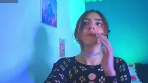      online show from September 26, 2025, 8:40 am